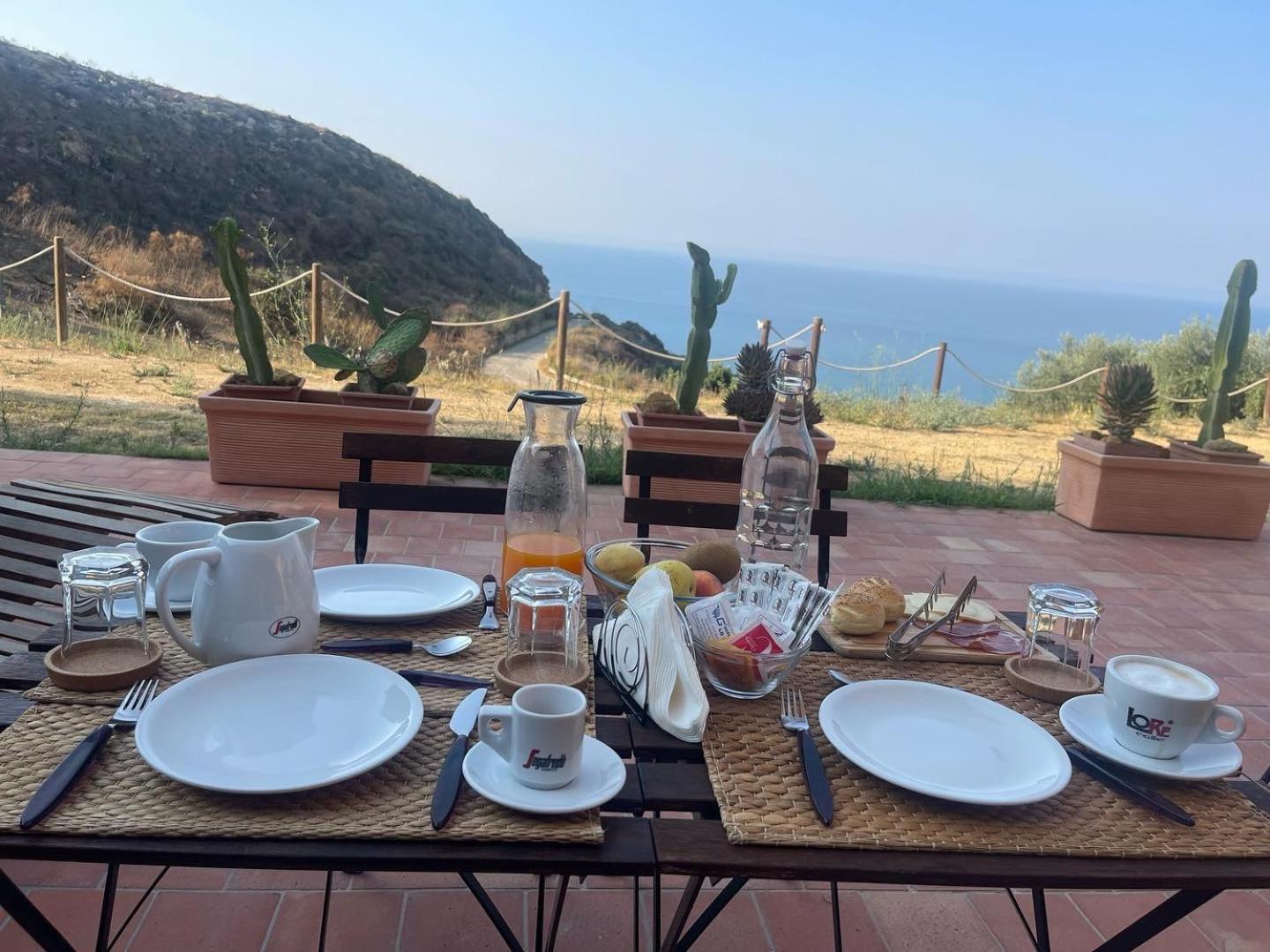 B&B La Torre Реальмонте Екстер'єр фото