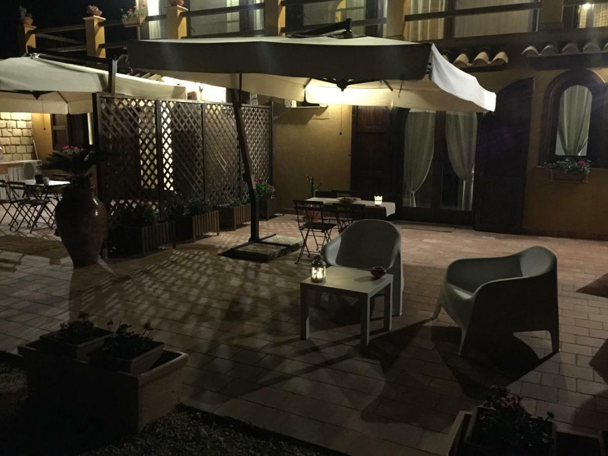 B&B La Torre Реальмонте Екстер'єр фото